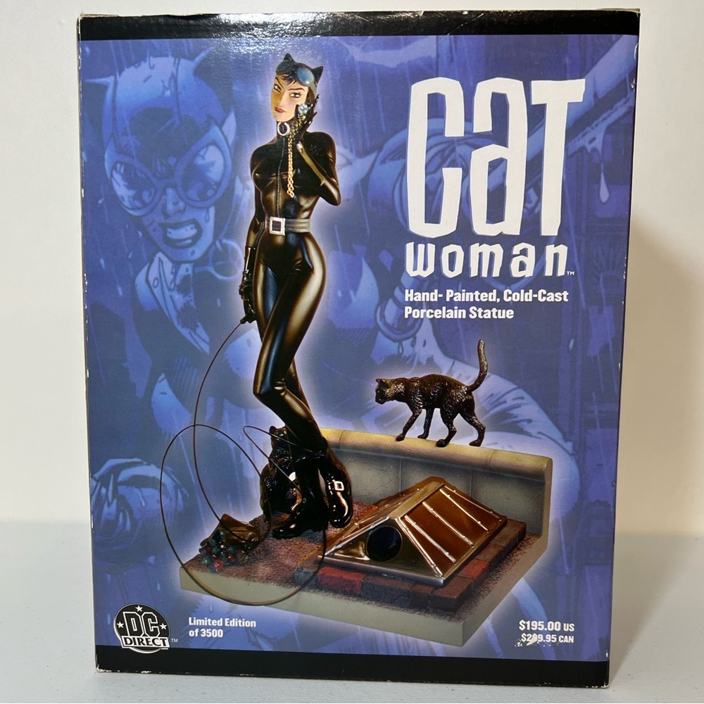 DC Direct Catwoman Hand Painted Porcelain 0075/3500 Jim Lee